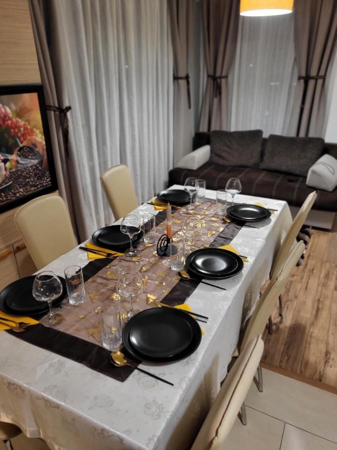 Art House Daire Floreşti Dış mekan fotoğraf